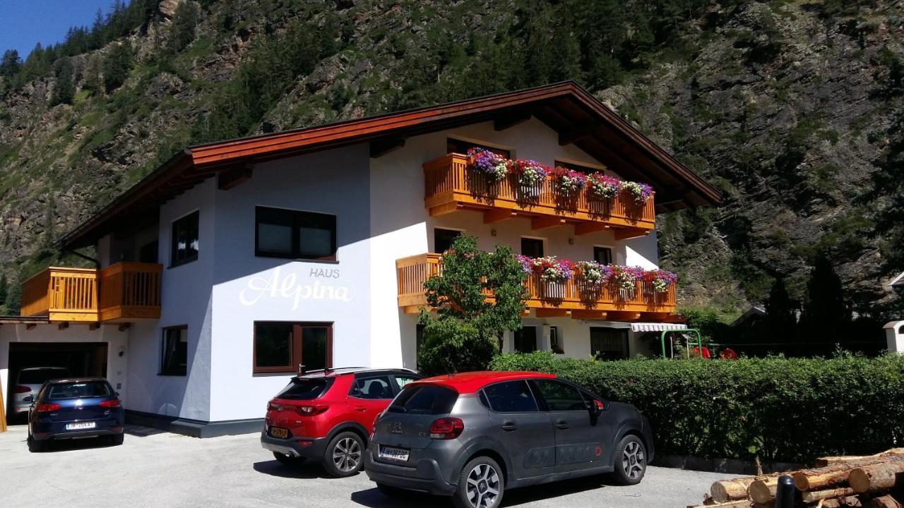 Hotel Haus Alpina à Längenfeld Extérieur photo