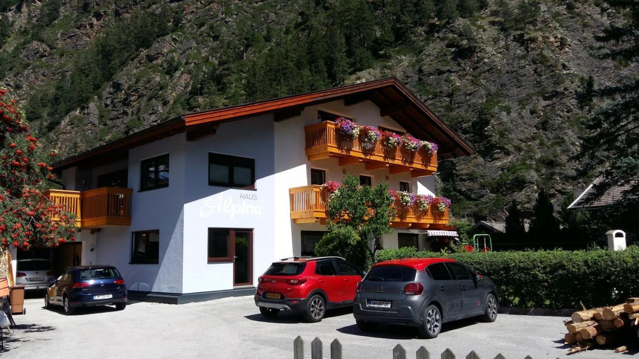 Hotel Haus Alpina à Längenfeld Extérieur photo