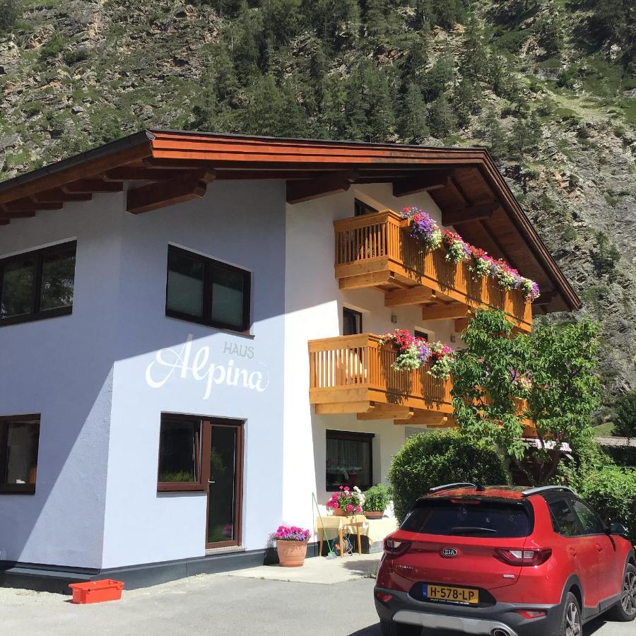 Hotel Haus Alpina à Längenfeld Extérieur photo
