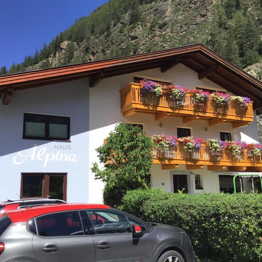 Hotel Haus Alpina à Längenfeld Extérieur photo