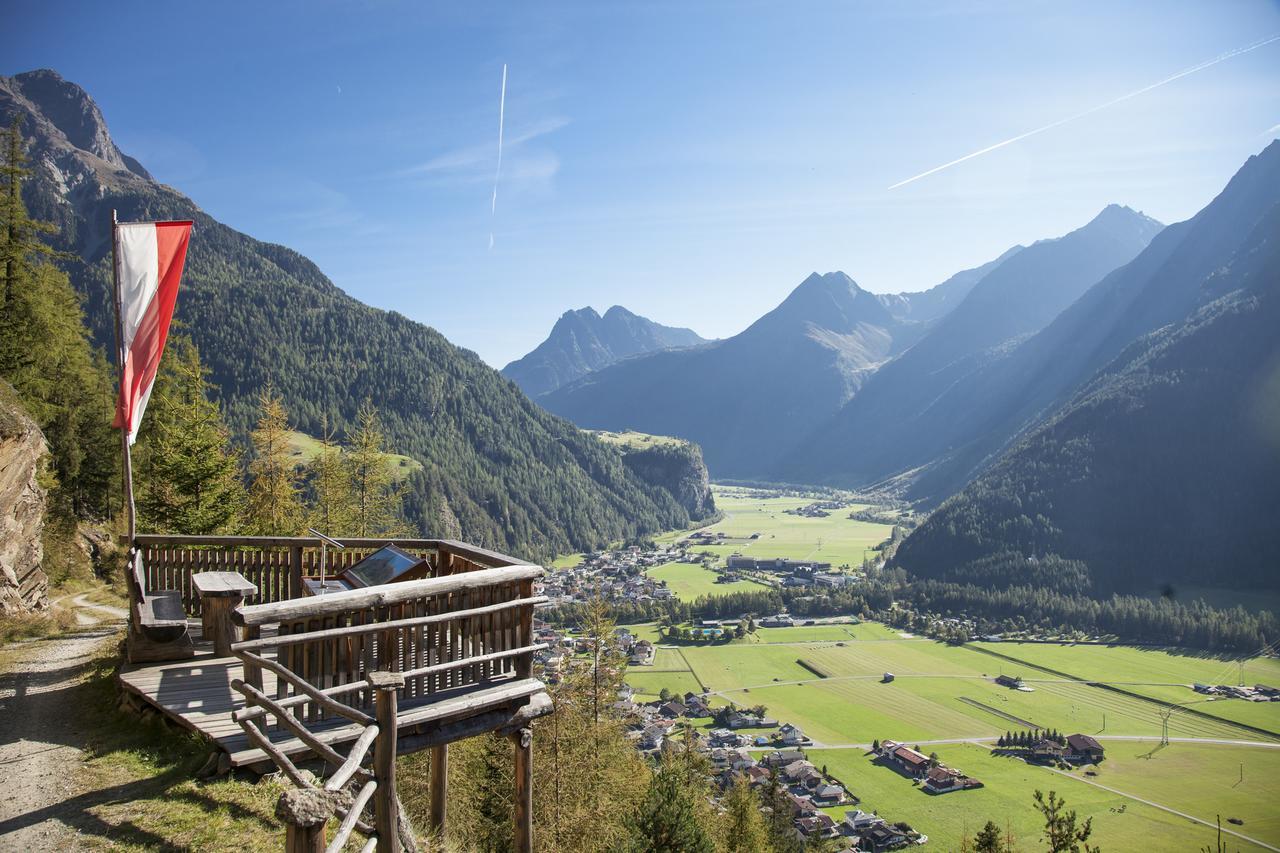 Hotel Haus Alpina à Längenfeld Extérieur photo